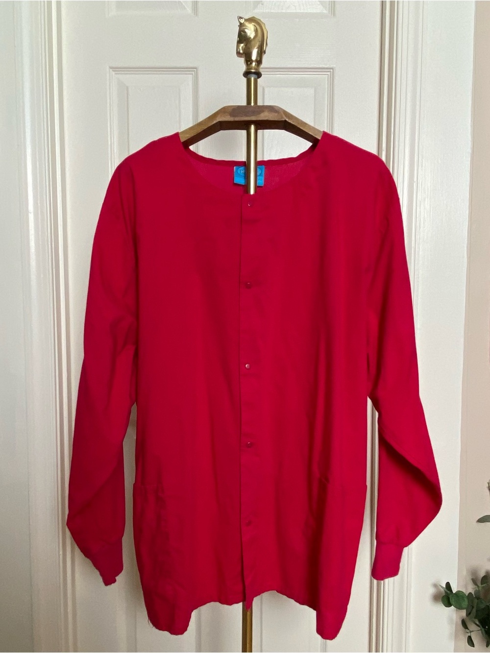 The Scrub Co. Women’s Hot Pink Long Sleeve Snap Front Shirt